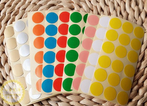 彩色不干膠貼紙讓產品引人注意